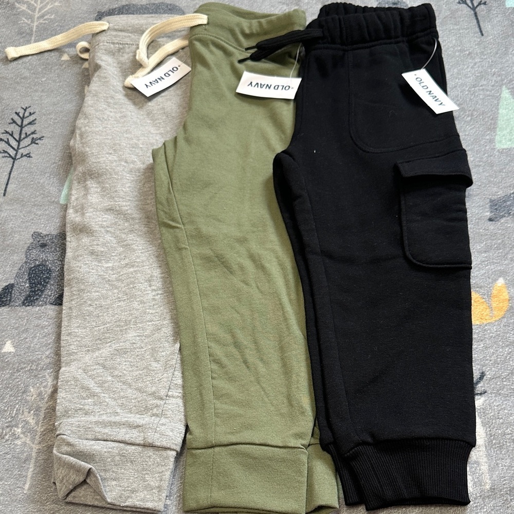Old Navy 3T Boys Sweatpants - Gray, Olive, and Black